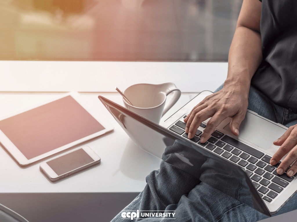 Fast Online Degrees Is an Accelerated Course of Study Right For You?